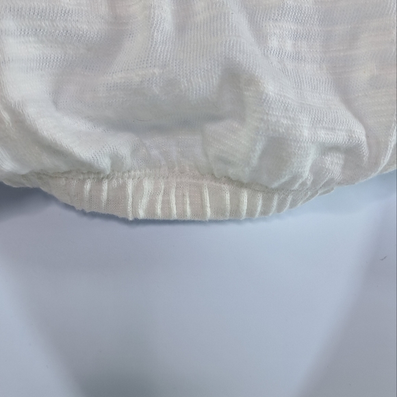 Express White Lace Pieced Mock Neck Top Size XS - Picture 10 of 17